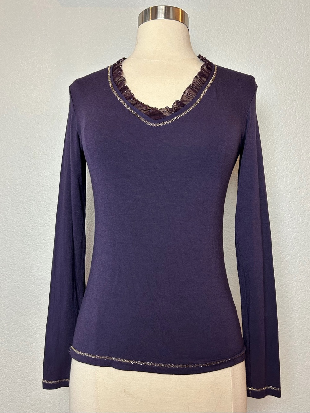 Cappopera V-Neck Shirt Women's 42/ 6 Purple Ruffle Rhinstone Made In Italy